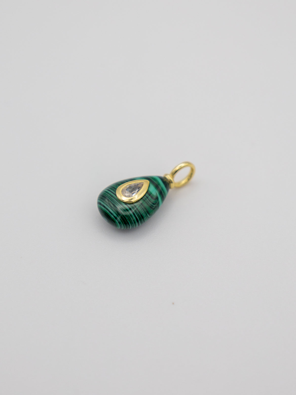 Charm Capri